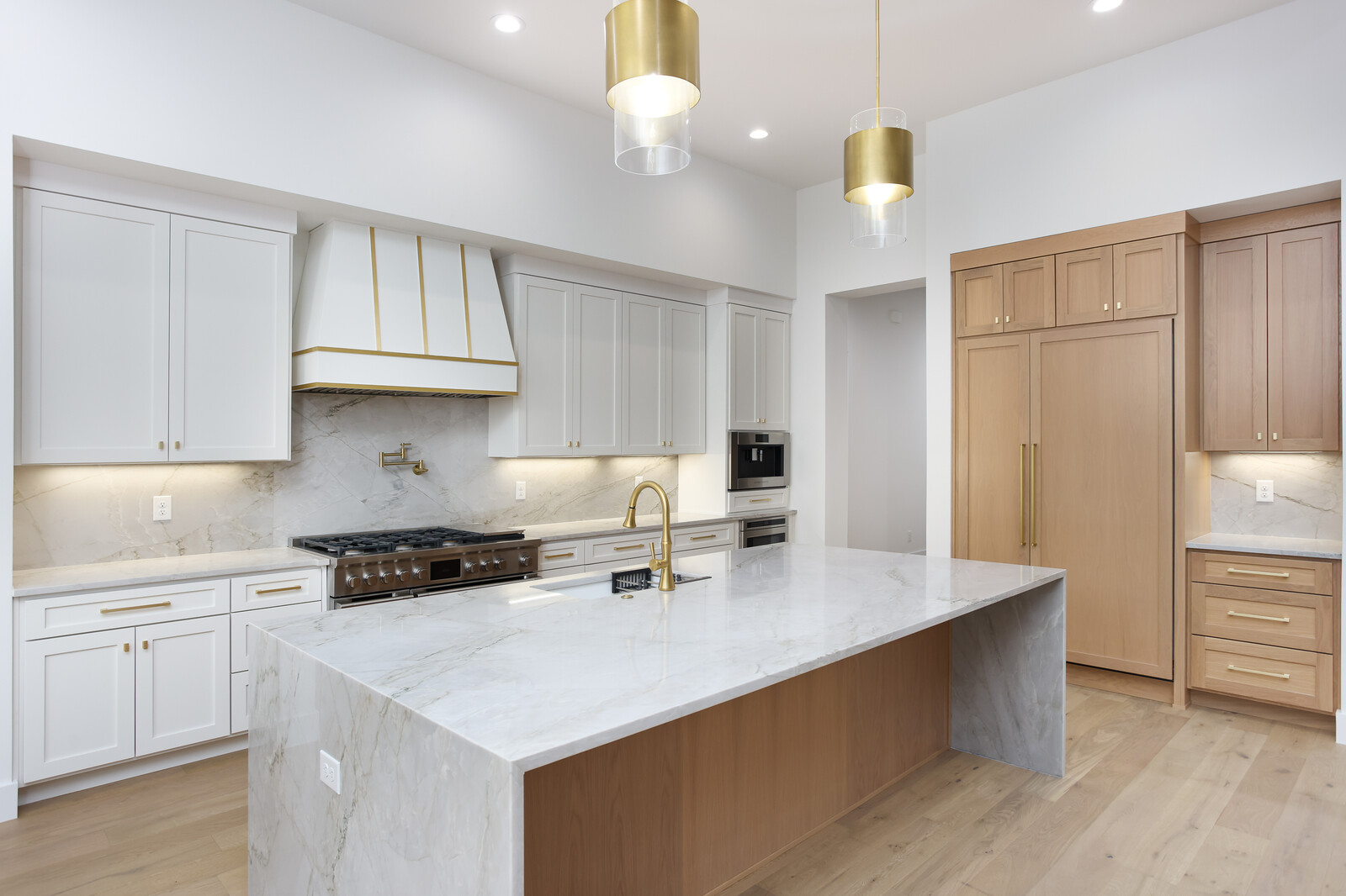 6 Via Aragon, San Antonio 78257